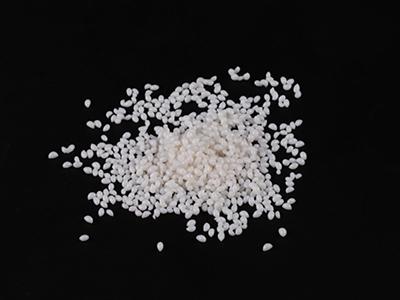 Adhesivo de fusión en caliente de PES en pellets resistente al lavado 3120M 